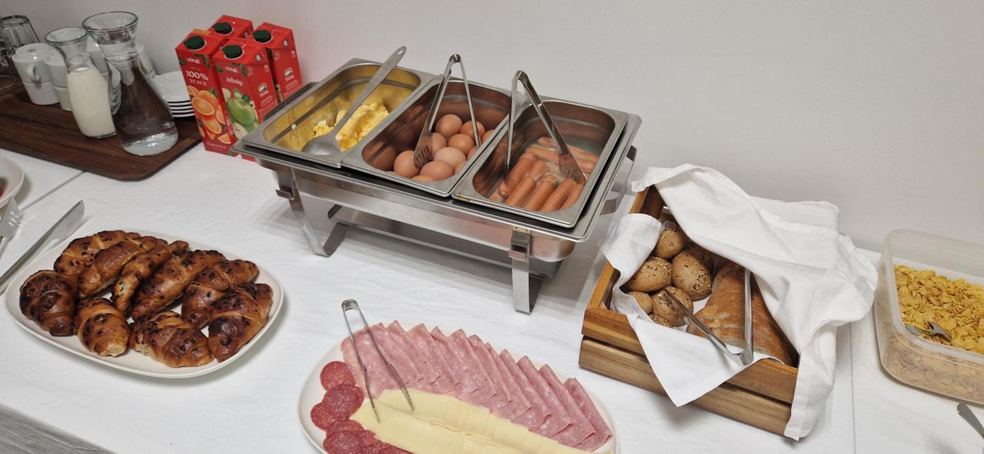 Hostel 'Sd Palacin' 希贝尼克 外观 照片